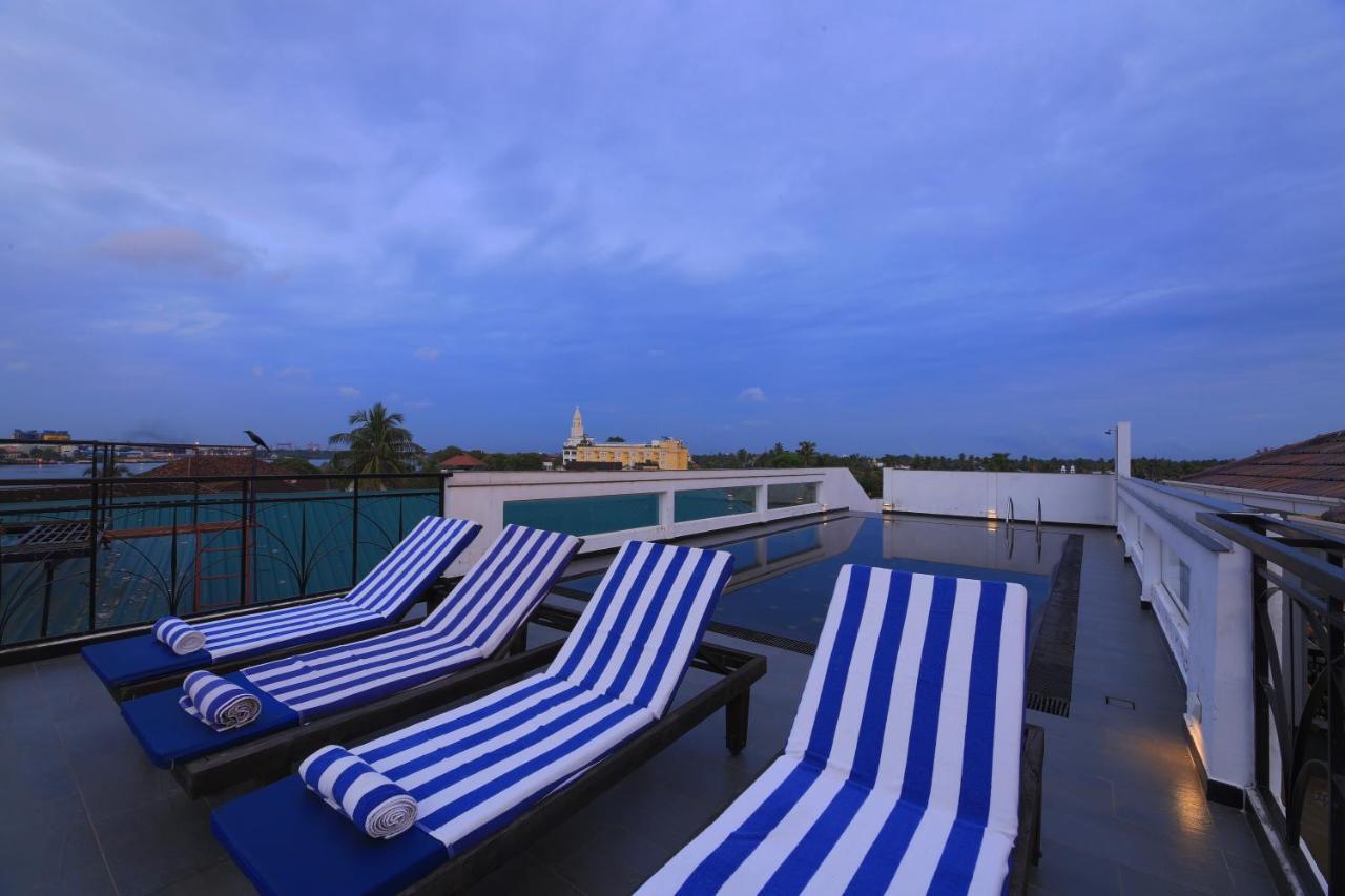 Hotel Alpha Old Court House Kochi Esterno foto