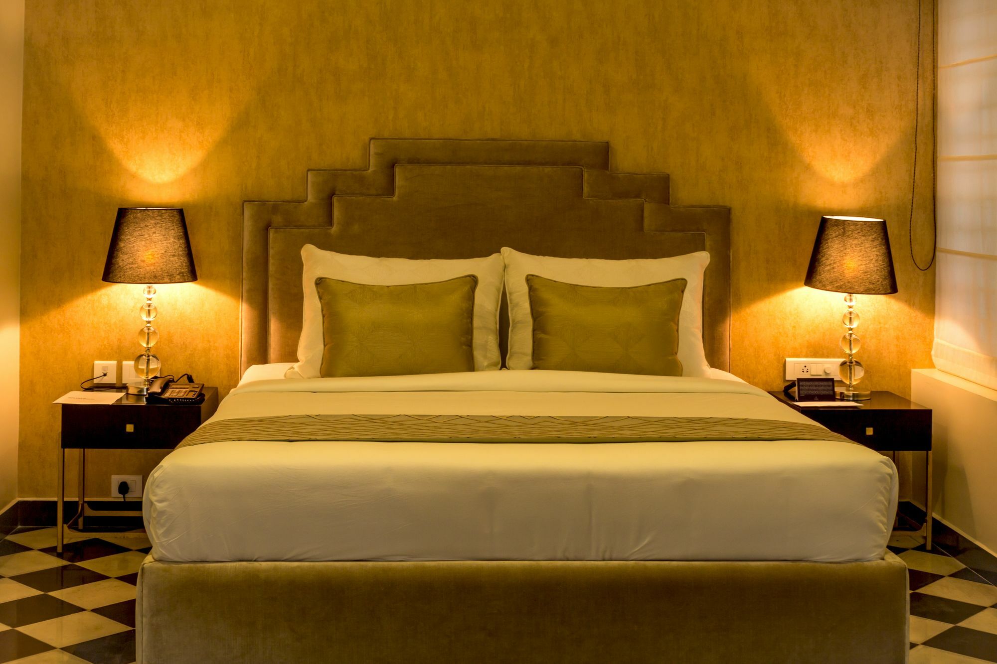 Hotel Alpha Old Court House Kochi Esterno foto