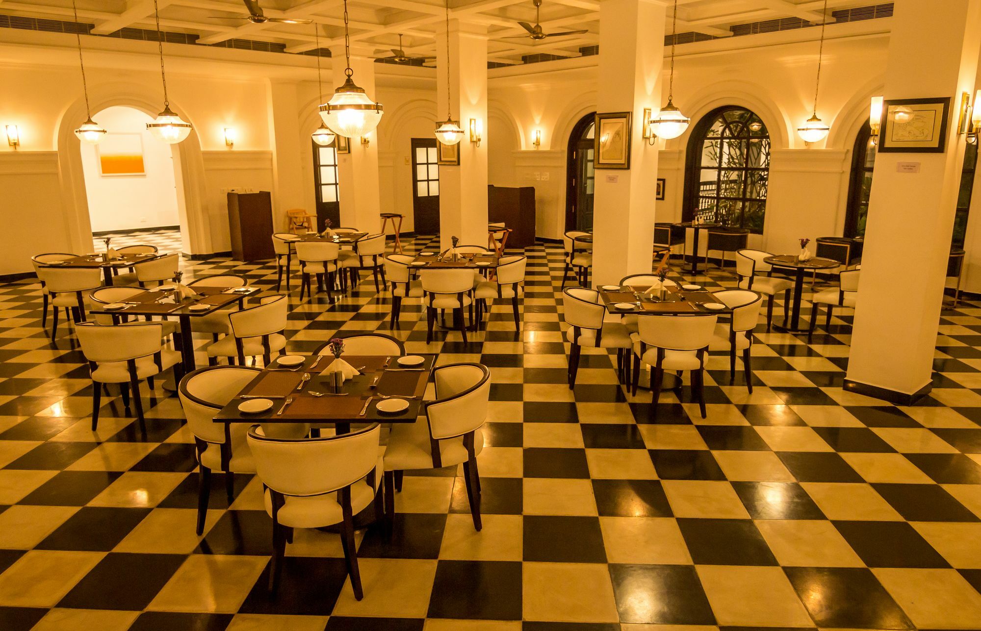Hotel Alpha Old Court House Kochi Esterno foto