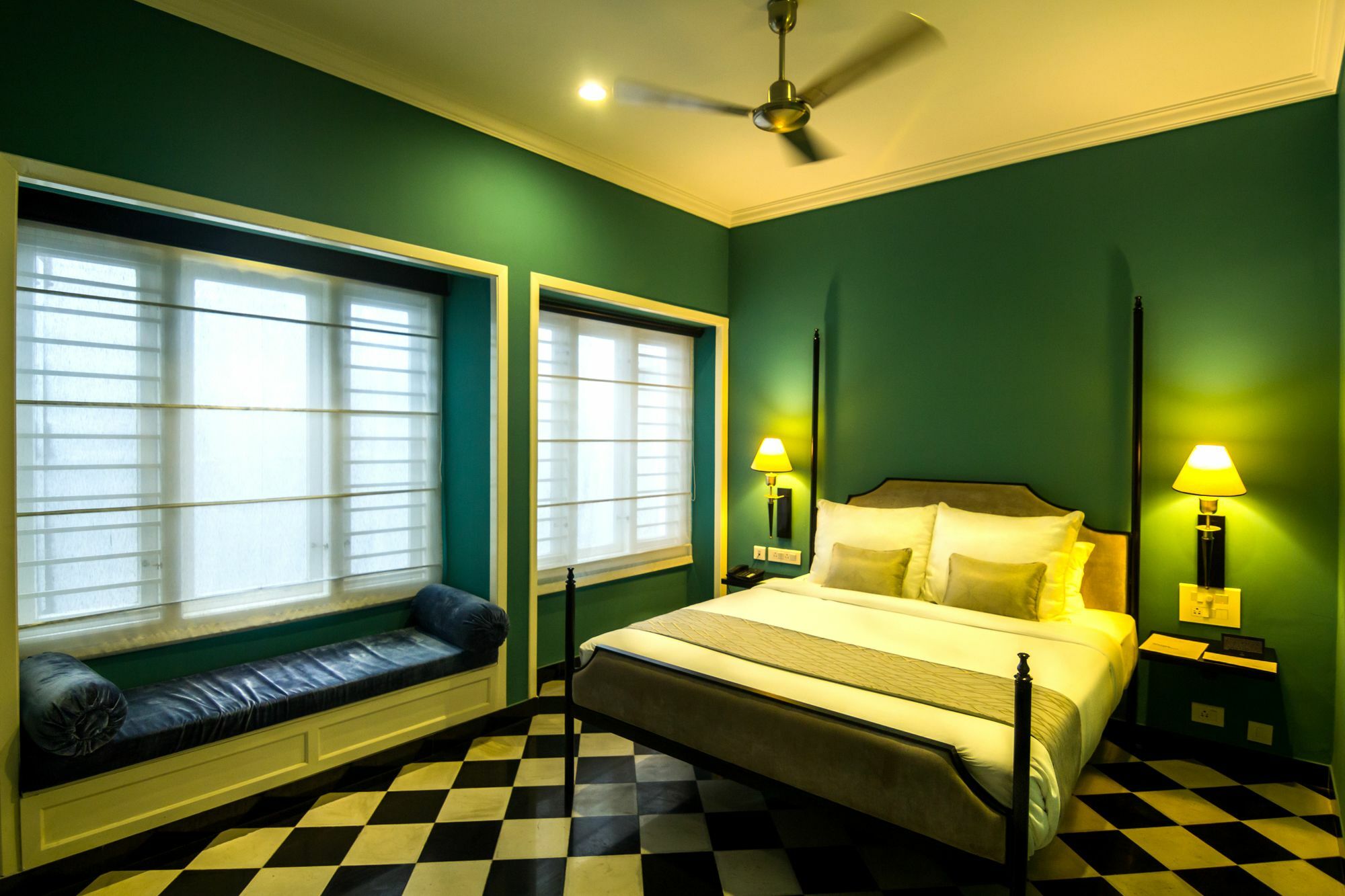 Hotel Alpha Old Court House Kochi Esterno foto